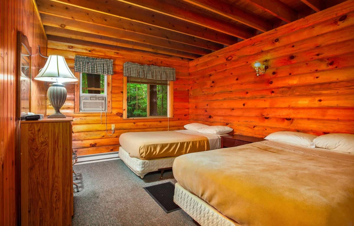 Private Cabin #1 - bedroom 2 with two beds